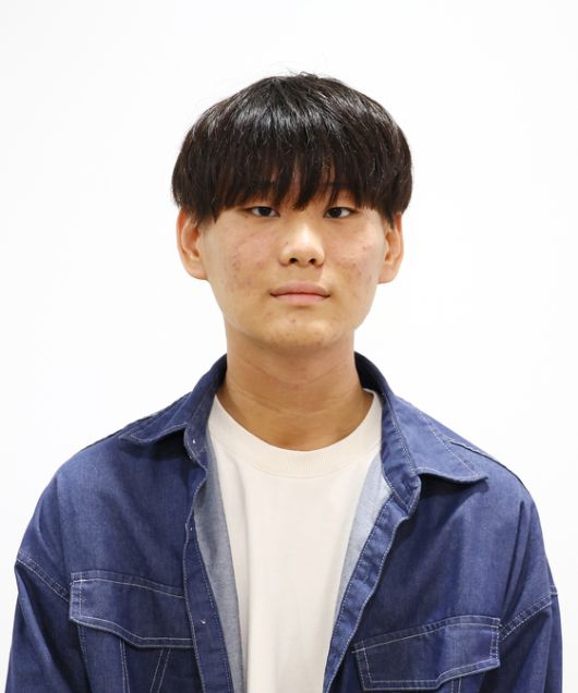 제11회 중앙학생시조백일장 고등부 대상을 수상한 부천계남고 최승혁군. 김현동 기자