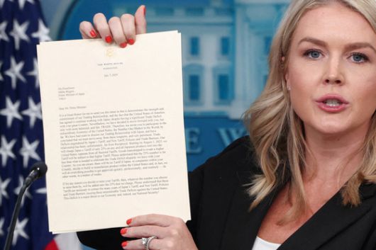 위성락 국가안보실장이 7일(현지시간) 미국 워싱턴 D.C.에서 열린 한미 안보실장 협의에서 마르코 루비오 미국 국무장관 겸 국가안보보좌관과 인사하고 있다. 대통령실 제공