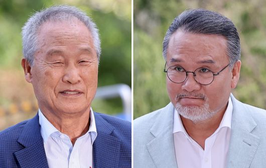 조성옥 전 삼부토건 회장(왼쪽)과 이일준 삼부토건 회장이 10일 서울 종로구 김건희 특검팀(특별검사 민중기) 사무실에 조사를 받기 위해 출석하고 있다. 뉴스1