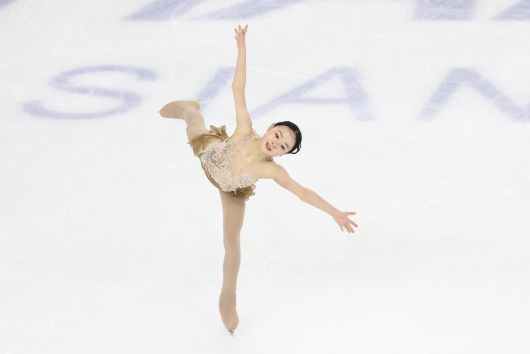 김채연이 하얼빈 아시안게임 피겨 여자 싱글 프리스케이팅에서 연기를 펼치고 있다. [뉴스1]