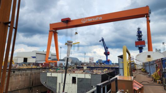 지난 16일(현지시간) 미국 펜실베이니아주 필라델피아에 위치한 '한화필리십야드'의 도크에서 미국 정부가 발주한 선박이 한창 건조되고 있다. 필리조선소는 한화그룹이 지난해 12월 인수한 미국 조선사다. 필라델피아=강태화 특파원