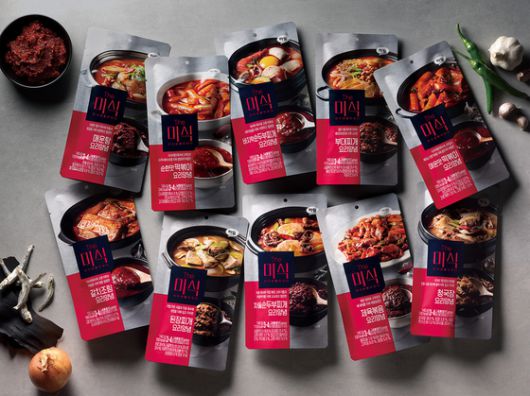 하림이 각종 요리를 손쉽게 완성할 수 있는 ‘더미식(The미식) 요리양념’ 10종을 출시했다. 사진 하림