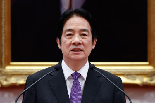 23일 ‘친중’ 성향의 야당 의원의 파면을 묻는 2차 투표에서 7:0으로 참패한 라이칭더 대만 총통이 기자회견에서 정치 쇄신을 다짐하고 있다. EPA