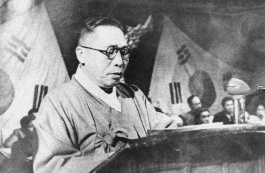 1948년 남북협상에서 발언하고 있는 백범 김구. 중앙포토
