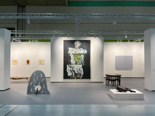 영국 기반의 화이트큐브 갤러리에선 게오르그 바셀리츠의 작품이 21억원에 판매됐다. 사진 프리즈서울