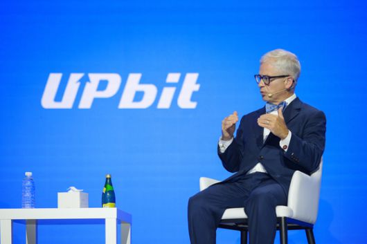 패트릭 맥헨리 전 미 하원 금융서비스위원장이 디지털 자산 시장에 대해 설명하고 있다. 두나무