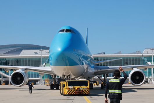 10일(현지시간) 미국 당국의 이민단속으로 체포된 현대차-LG엔솔 배터리공장 건설 현장 직원들이 수감돼 있는 조지아주 포크스턴의 이민세관단속국(ICE) 구금시설. 외교부는 이날 미국 이민당국에 구금된 한국인들을 데려오려던 전세기 출발이 미국측 사정으로 어렵게 됐다고 밝혔다. 연합뉴스