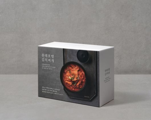 롯데호텔앤리조트가 온라인몰 롯데호텔 이숍에서 김치와 김치찌개를 특별 리워즈 회원가로 선보입니다. 사진 롯데호텔앤리조트