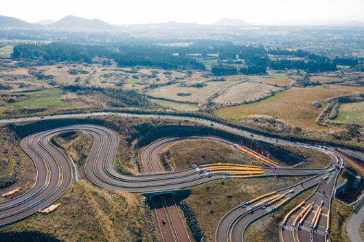 레이싱 코스 전경. 제주의 자연적 요소에 맞춰 데이터 분석을 기반으로 설계됐다. 9.81파크