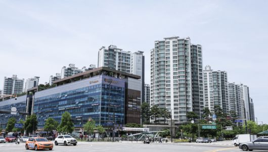 서울 송파구 잠실동의 대장 아파트 중 하나인 잠실엘스 전경. 김경록 기자