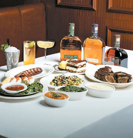 올겨울 위스키는 한 잔의 술을 넘어, 예술과 미식, 식탁 위 경험으로 확장되고 있다. 우드포드 리저브가 울프강 스테이크하우스와 협업해 선보이는 W 페어링 코스. [사진 우드포드 리저브]