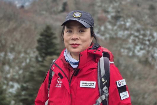 오순희 한국여성산악회 회장은 제주산악안전대 구조대장을 4년간 지냈다. [사진 오순희]