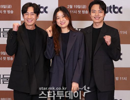 심나연 감독은 앞서 멜로물 ‘열여덟의 순간’ ‘한여름의 추억’ 으로 시청자와 만났다. 제공ㅣJTBC