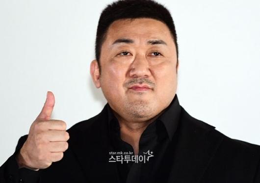 스타투데이