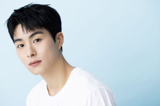 스타투데이