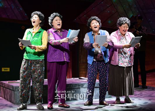 스타투데이