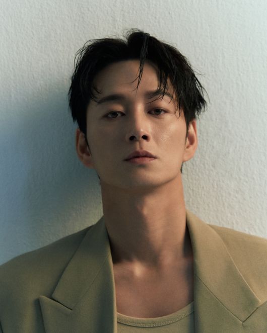 스타투데이