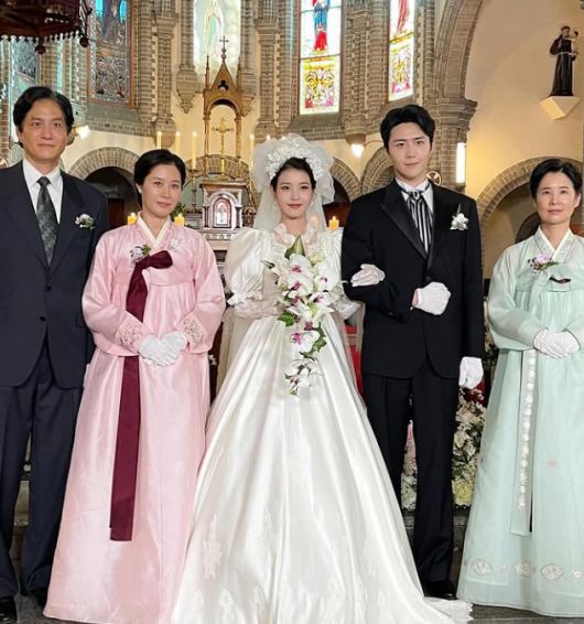 아이유. 사진|아이유 인스타그램