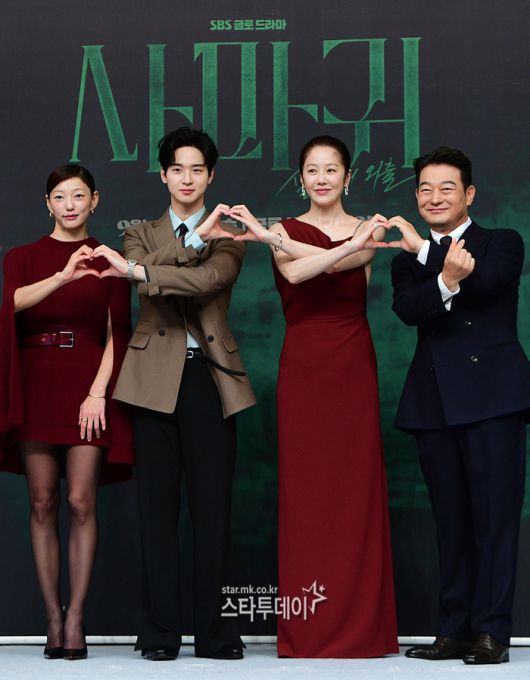 이엘, 장동윤, 고현정, 조성하(왼쪽부터). 사진ㅣ유용석 기자