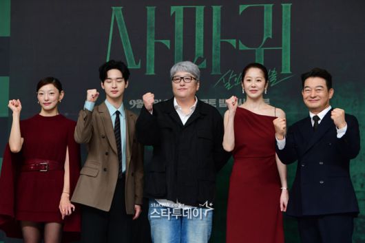 이엘, 장동윤, 변영주 감독, 고현정, 조성하(왼쪽부터). 사진ㅣ유용석 기자