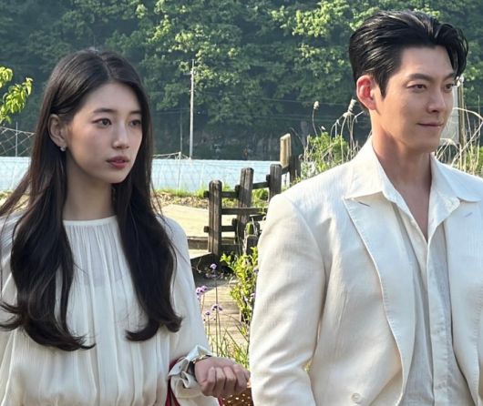 김우빈, 수지. 사진|김우빈 인스타그램