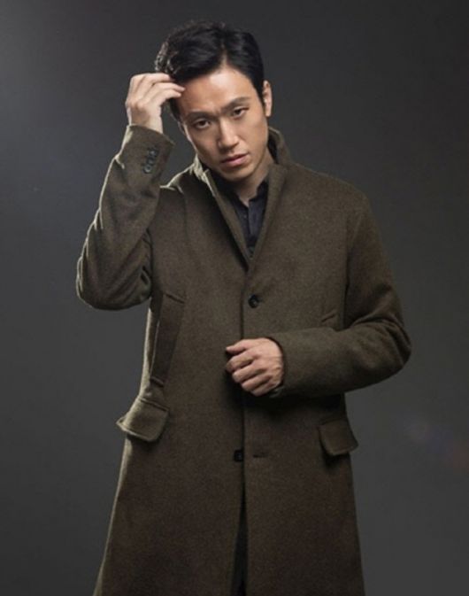 이명행. 사진|연극 ‘만추’