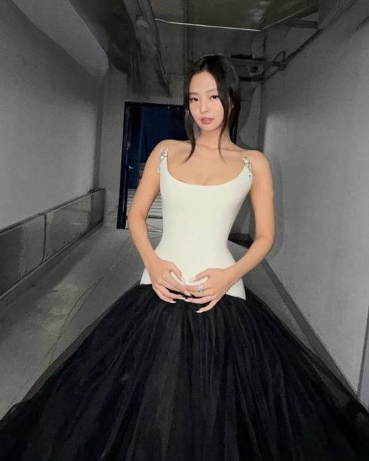 제니. 사진|제니 인스타그램