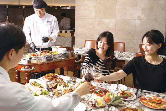 포포인츠 바이 쉐라톤 서울 구로 호텔 ‘테이블 32’ 생맥주 프로모션