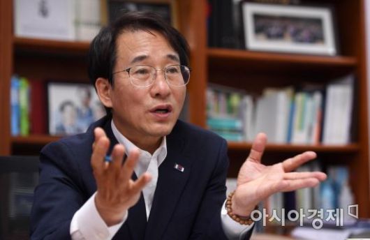 이원욱 더불어민주당 의원./김현민 기자 kimhyun81@