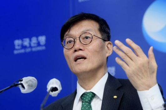 이창용 한국은행 총재가 지난해 12월20일 오전 서울 중구 한국은행 기자실에서 열린 2022년 하반기 물가설명회에서 물가안정목표 운영상황에 관해 설명하고 있다. [이미지출처=연합뉴스]