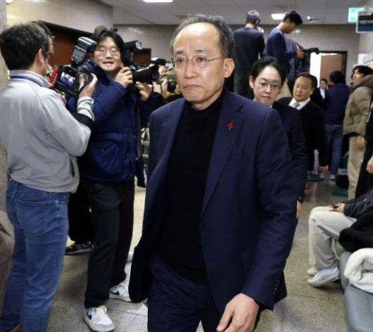 추경호 국민의힘 원내대표가 4일 국회에서 열린 최고위원회의를 마치고 나오고 있다. 김현민 기자