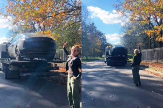 셰릴 크로가 자신의 테슬라 전기차를 실고 가는 트럭에 인사하고 있다. 셰릴 크로 인스타그램