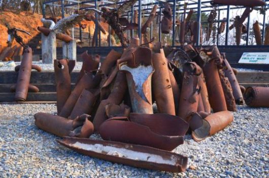 매향리 미군 사격장에서 주민들이 직접 수거한 포탄 폐기물. 화성시 제공