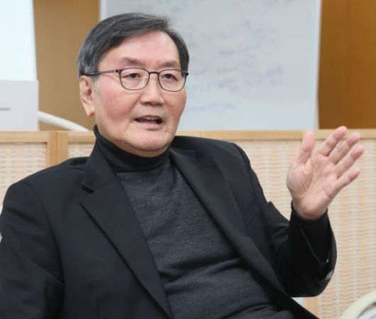 전광우 세계경제연구원 이사장이 아시아경제와 인터뷰를 하고 있다. 윤동주 기자