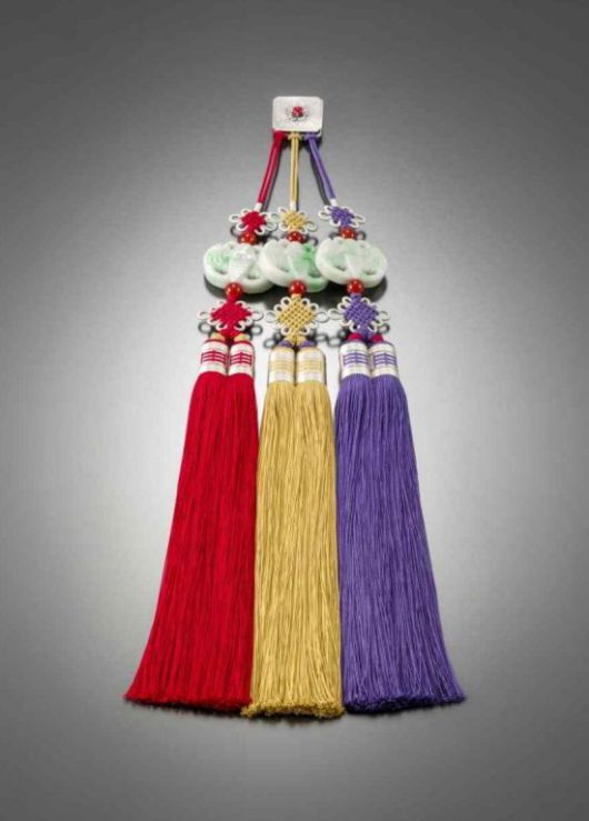 박선경 국가무형유산 매듭장 전승 교육사의 '비취삼작노리개'