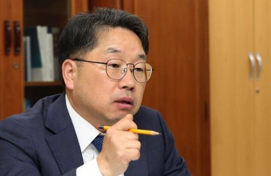 노만석 대검찰청 마약조직범죄부장(검사장)이 서울 서초구 대검 사무실에서 아시아경제와 인터뷰 하고 있다. 조용준 기자