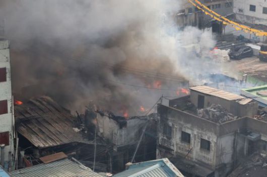 서울 중구 노후상가 화재. 연합뉴스