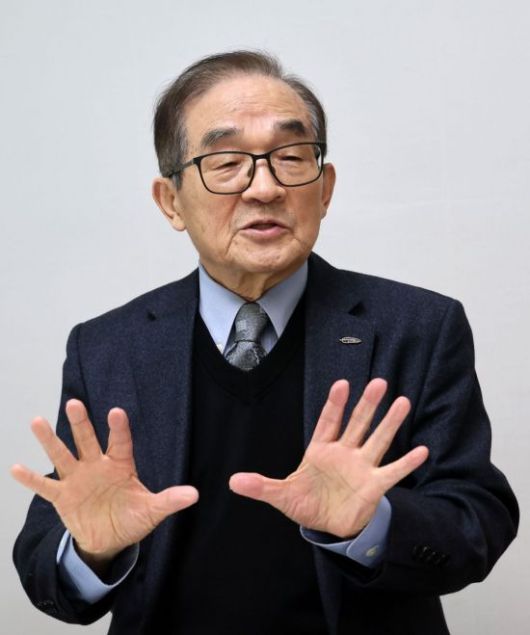 수능 창시자로 알려진 박도순 고려대 명예교수가 아시아경제와 인터뷰를 하고 있다. 윤동주 기자