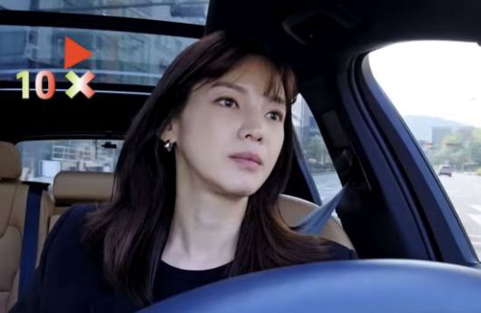 배우 정가은이 법인 택시 신규 교육을 받기 위해 차량으로 이동하고 있다. 유튜브 채널 '원더가은 정가은'