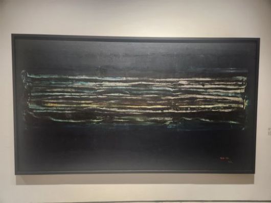 김창열 '제사'(1964), 거친 질감의 앵포르멜 화풍이 드러난다. 서믿음 기자