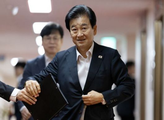 정동영 통일부 장관이 26일 서울 종로구 정부서울청사에서 열린 국무회의에 참석하고 있다. 2025.8.26 연합뉴스