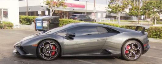 도난 당한 지 2년 만에 되찾은 2019년형 람보르기니 우라칸 에보 차량. 유튜브 채널 'CBS 8 샌디에이고' 캡처