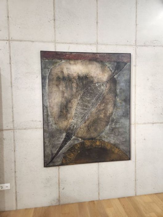 하종현 '작품 C'(1962), 물감을 올리고 불로 그을려 어둠이 두드러지게 형상화한 작품. 서믿음 기자