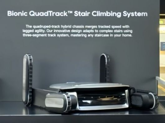 중국 드리미는 5~9일(현지시간) 독일 베를린에서 열린 IFA 2025에서 세계 최초로 계단을 오르는 로봇청소기 '사이버X'를 공개했다. 장희준 기자