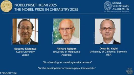 올해 노벨화학상은 금속·유기 골격체를 개발한 기타가와 스스무 일본 교토대 교수(왼쪽부터), 리처드 롭슨 호주 멜버른대 교수, 오마르 M. 야기 미국 UC버클리대 교수 등 3인에게 돌아갔다. 연합뉴스 제공