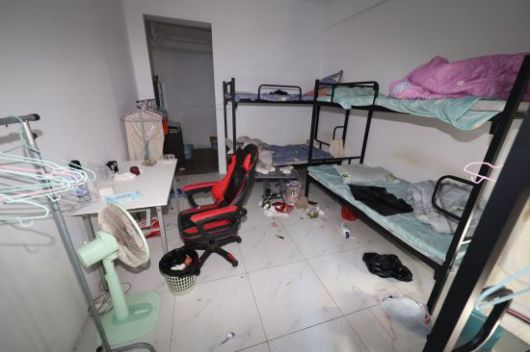 16일(현지시간) 캄보디아 프놈펜 인근 범죄단지인 태자단지 내부에 생활흔적이 남아있는 모습. 기사 본문과 무관. 연합뉴스