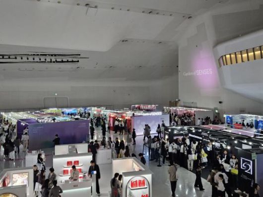 30일 서울 중구 동대문디자인플라자(DDP) 아트홀 안 전경. 박재현 기자