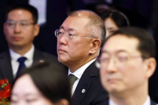 정의선 현대차그룹 회장이 1일 경북 경주 소노캄에서 열린 이재명 대통령 주최 시진핑 중국 국가주석을 위한 국빈만찬에 참석해 있다. 연합뉴스