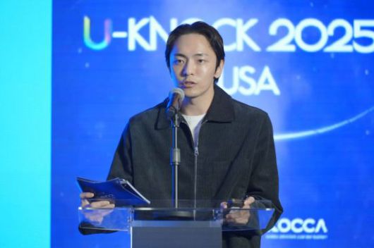 뮤지컬 '어쩌면 해피엔딩'의 박천휴 작가[조하늘 QK 픽쳐스 작가]