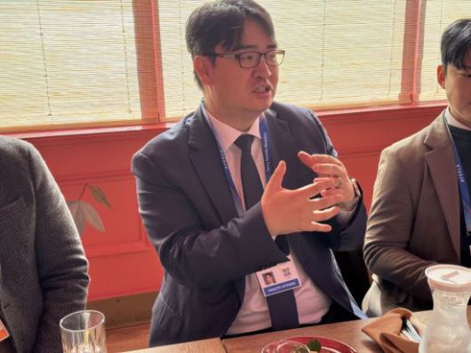 김녹원 딥엑스 대표가 CES 2026 현장에서 열린 과기정통부와의 간담회에서 발언하고 있다. 사진=백종민 테크스페셜리스트